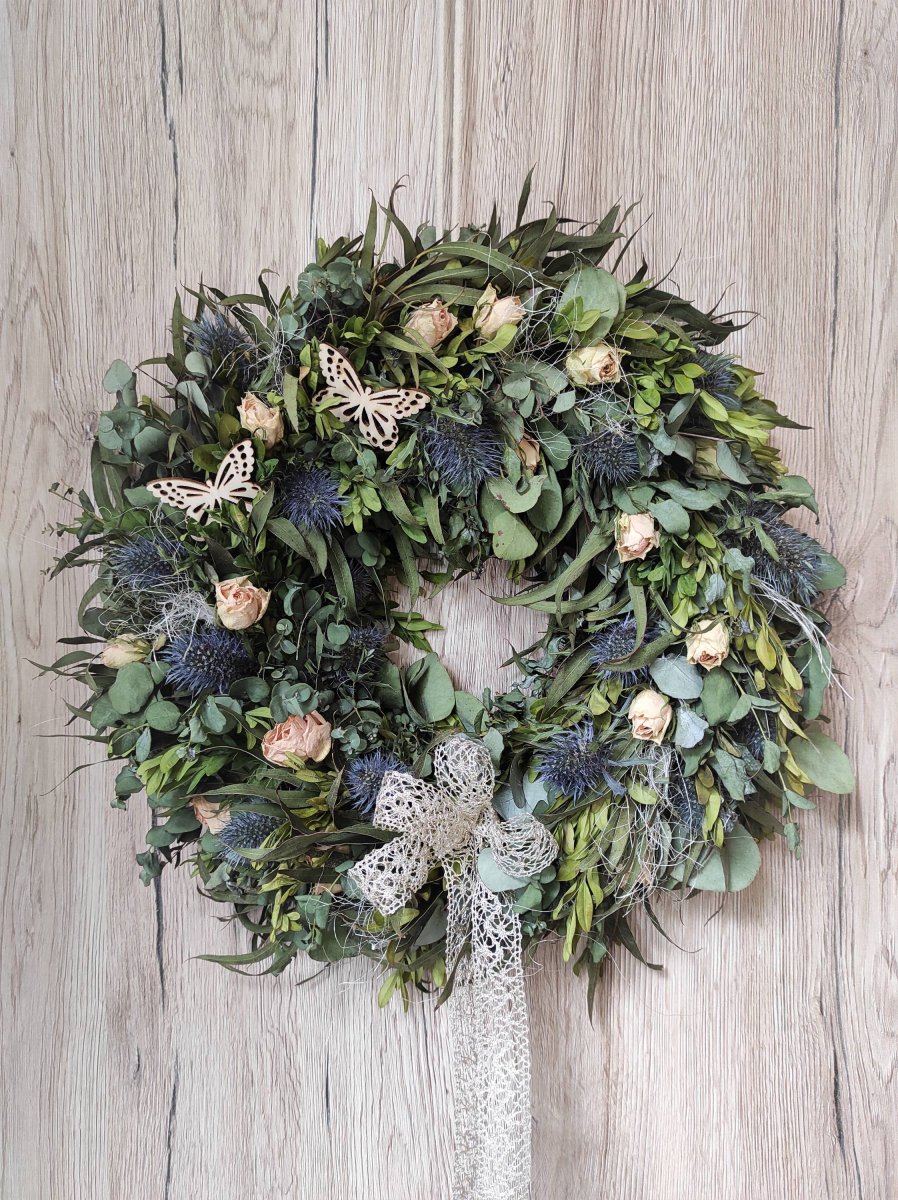 Přírodní eukalyptový věnec s bodlákem