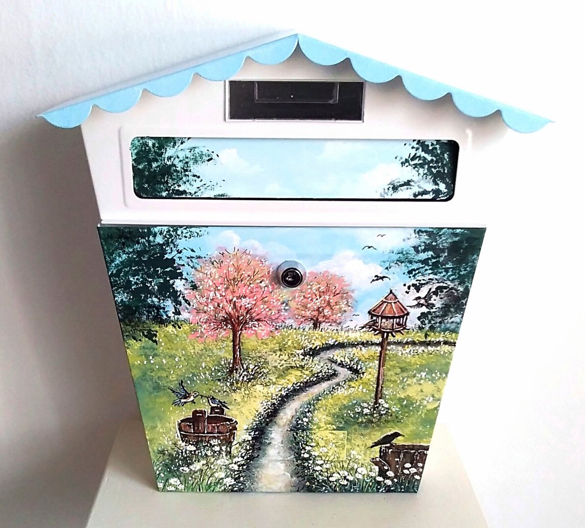 Poštovní schránka malovaná-umělecký design