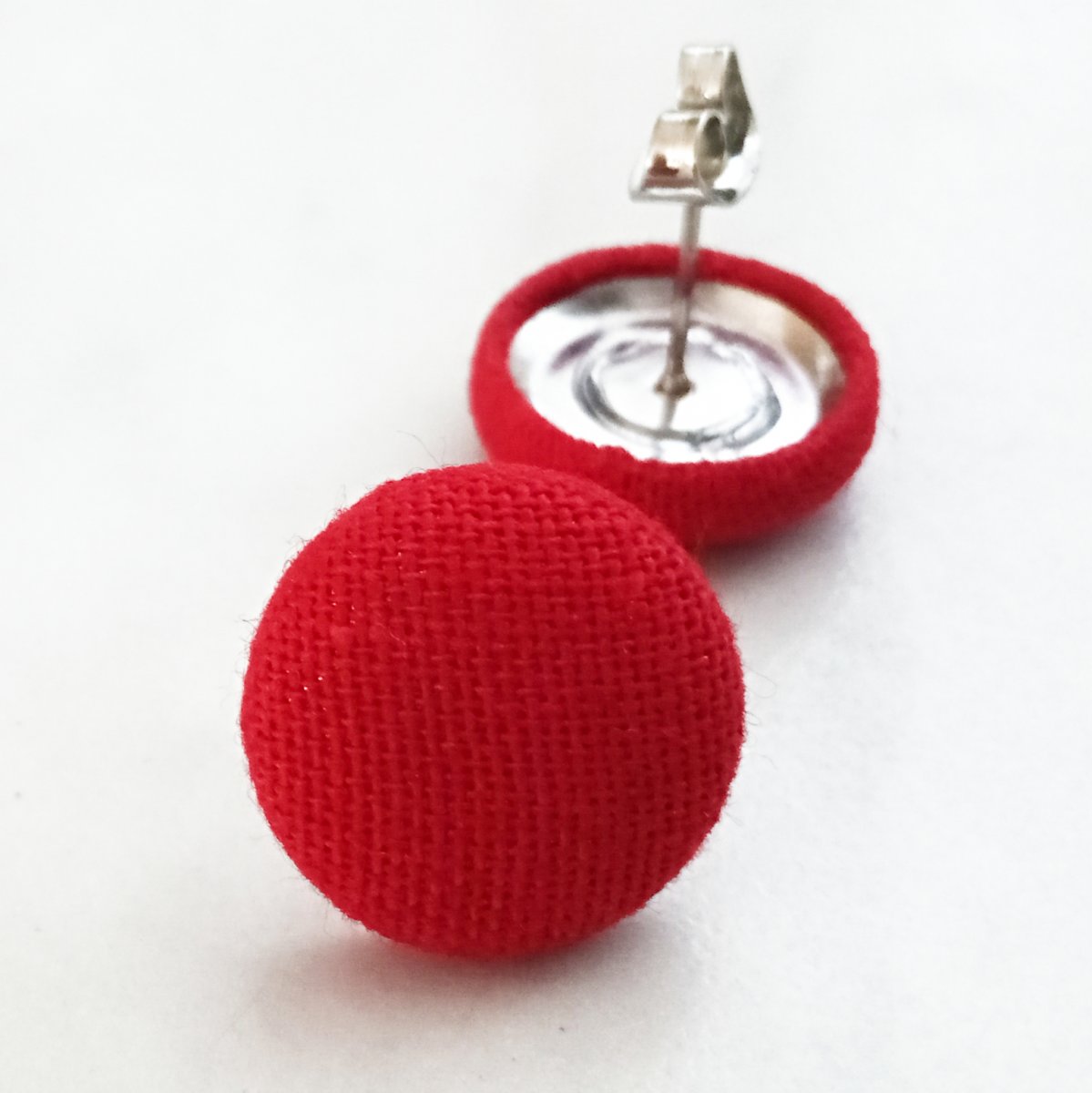 Červené – buttonkové náušnice