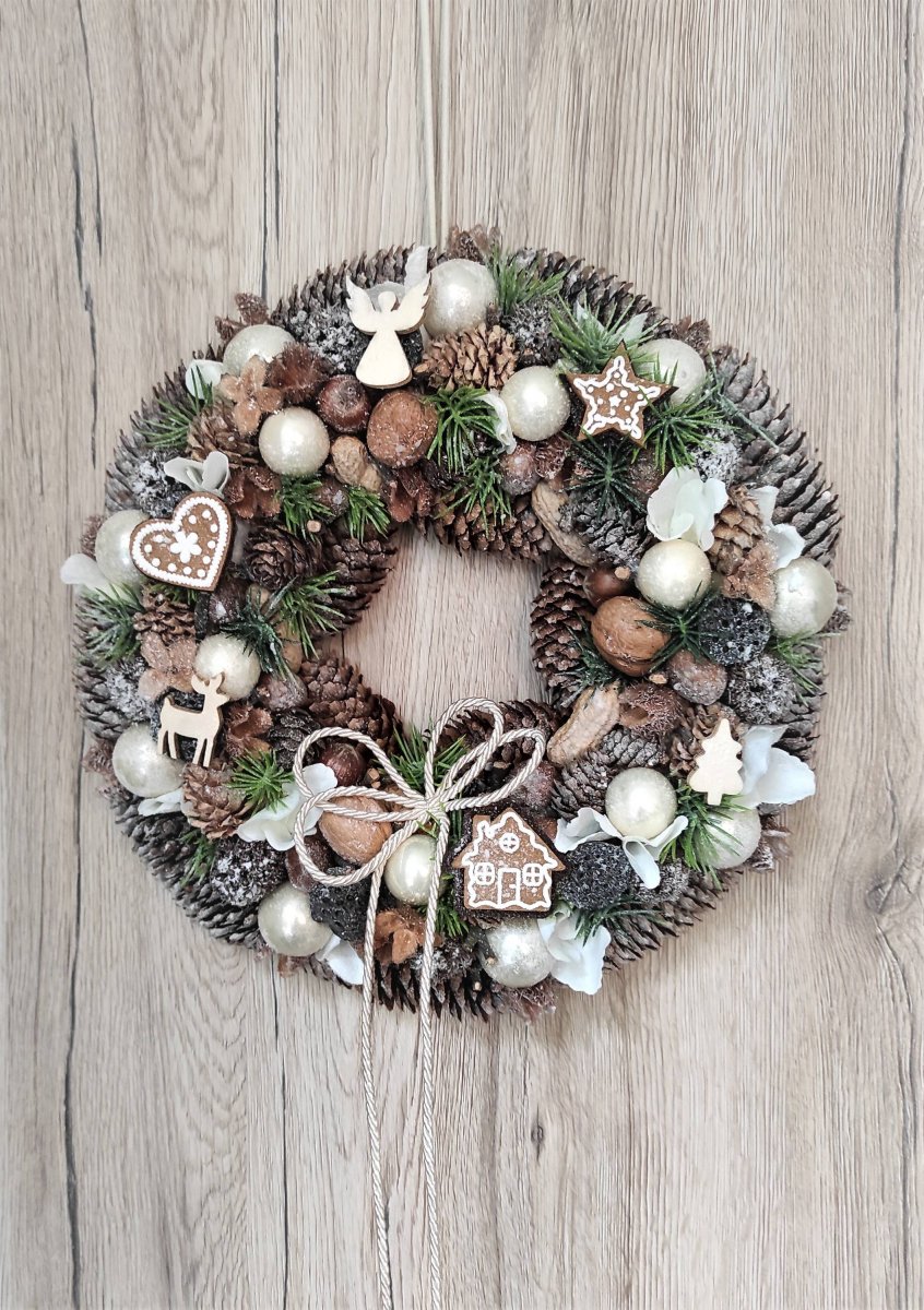 Vánoční věnec do smetanové