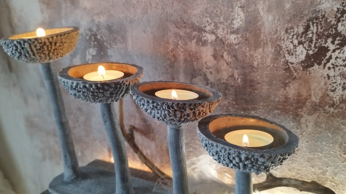 Betonový svícen " Bedla "