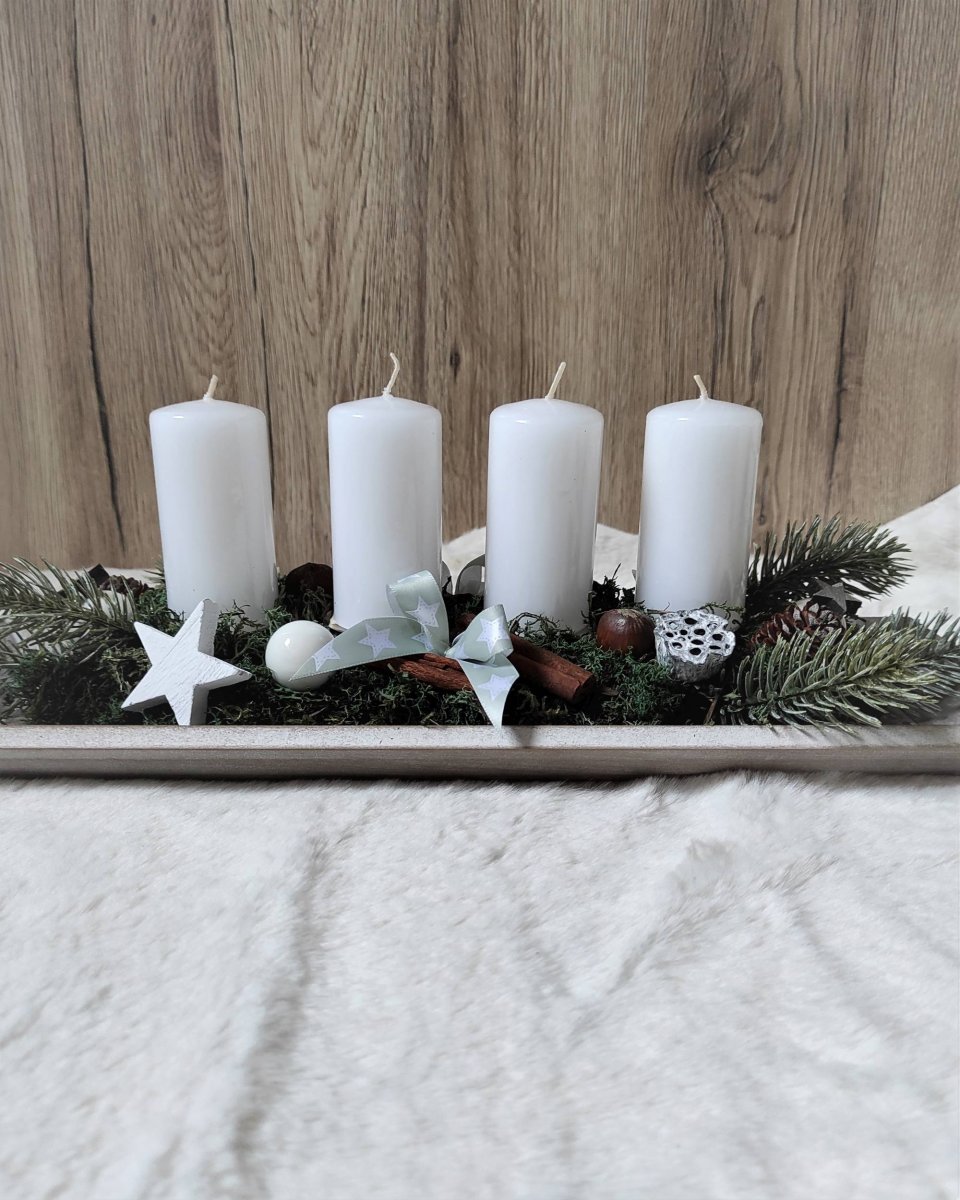 Adventní svícen do bílé