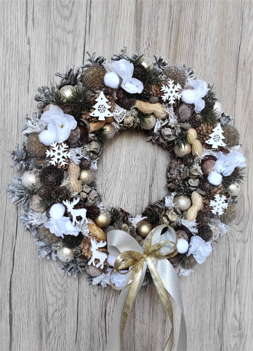 Luxusní vánoční věnec do bílozlaté