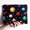 Vesmír – kapsička, pouzdro na tablet
