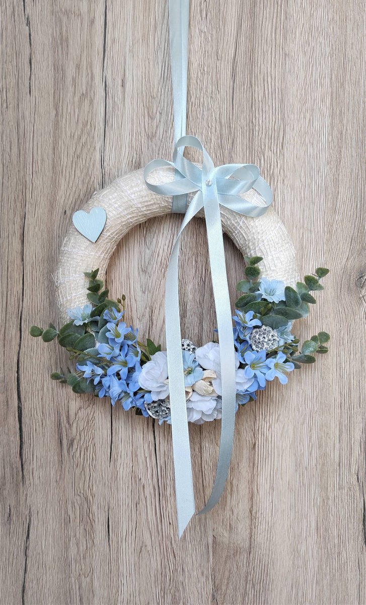 Jarní věnec do světlemodré