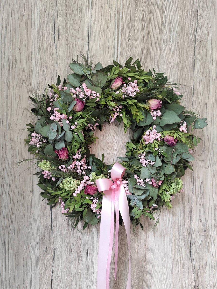 Přírodní eukalypt. věnec do růžové