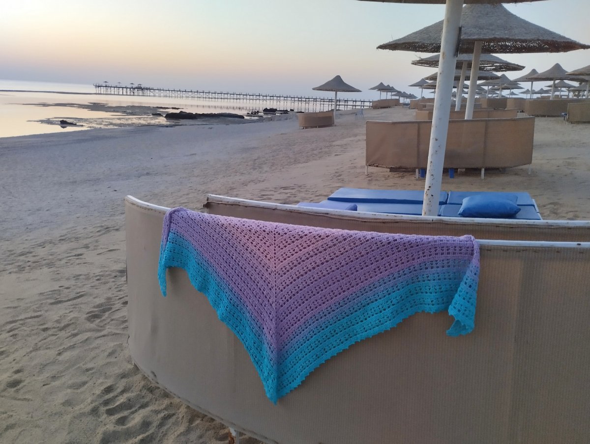 Šátek-pléd háčkovaný "Hravé léto"