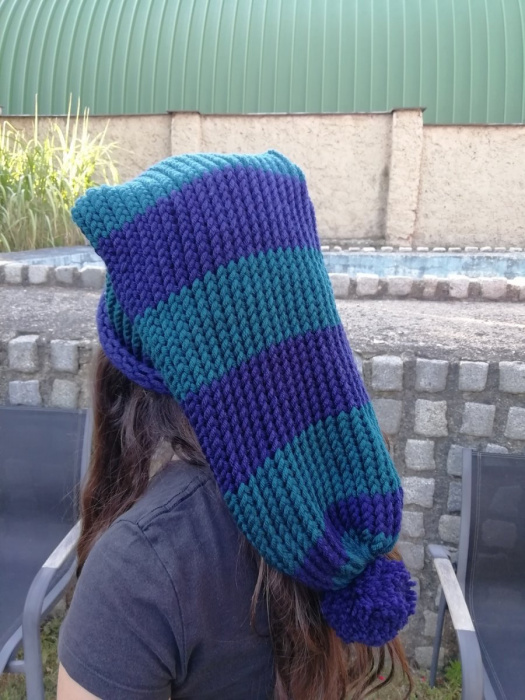 Pletená mega dlouhá čepice