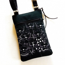 malá crossbody s kapsou-KOČIČKY