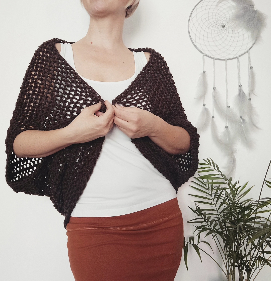 tmavě hnědá vesta M - XL