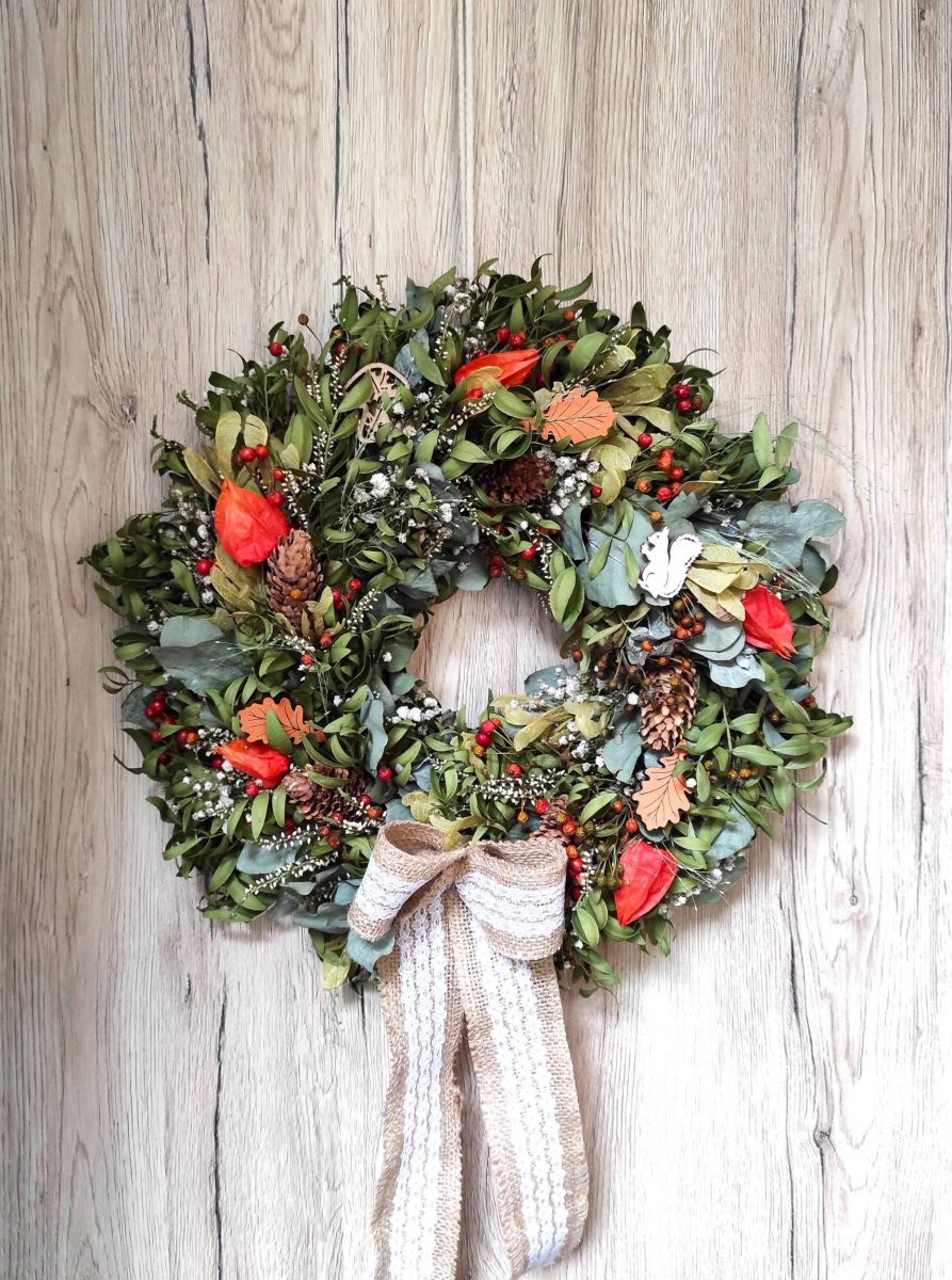 Přírodní eukalypt. podzimní věnec do oranžovobílé