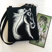 crossbody+záložka-STŘÍBRNÝ KŮŇ 