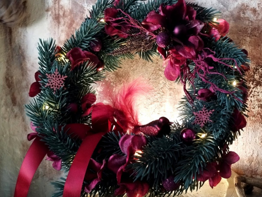 Adventní věnec-bordó "Závěsný-svítící"