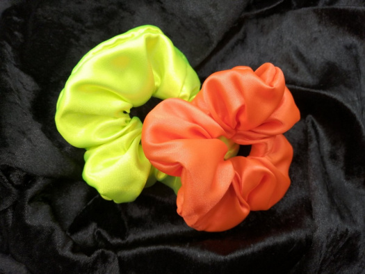 Set 2 neonových scrunchie