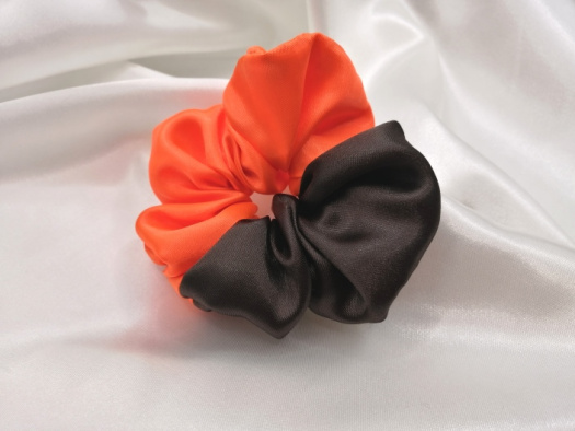 Dvoubarevná scrunchie