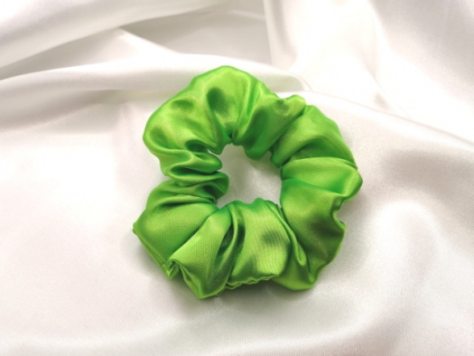 Zelená scrunchie