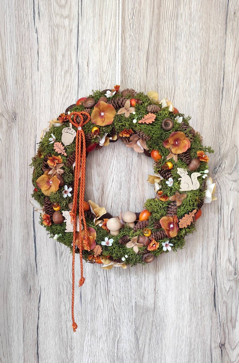 Podzimní věnec s hříbky