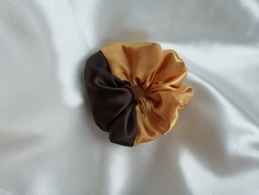 Dvoubarevná scrunchie - zlatá