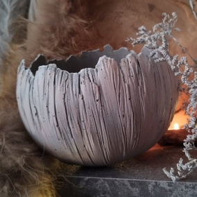 Velká betonová skořepina "Pudrová+růžová+bílá"