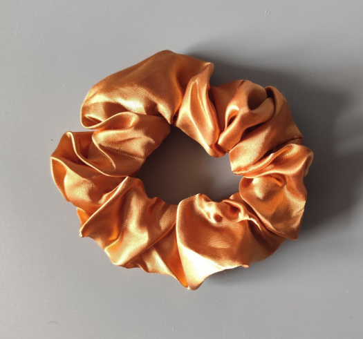 Scrunchie - gumička do vlasů - oranžová