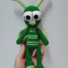 Háčkovaný cvrček - 24 cm