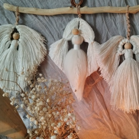 Macramé závěs " Andělé "