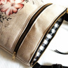 crossbody s kapsou-KAKAOVÉ KVĚTY