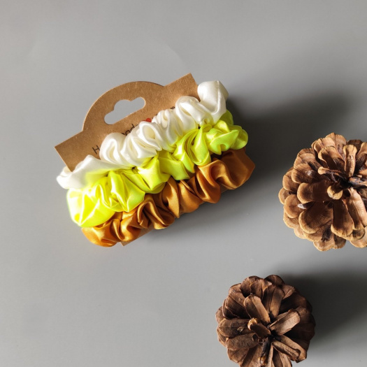 Scrunchie gumičky S na kartě - IV.