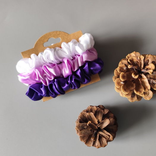Scrunchie gumičky S na kartě - V.