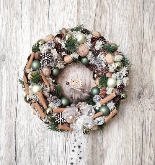 Vánoční v. do smetanovozelené