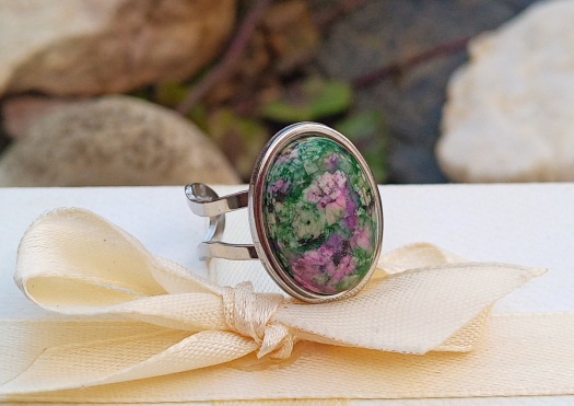 Rubín v zoisitu prstýnek chirurgická ocel