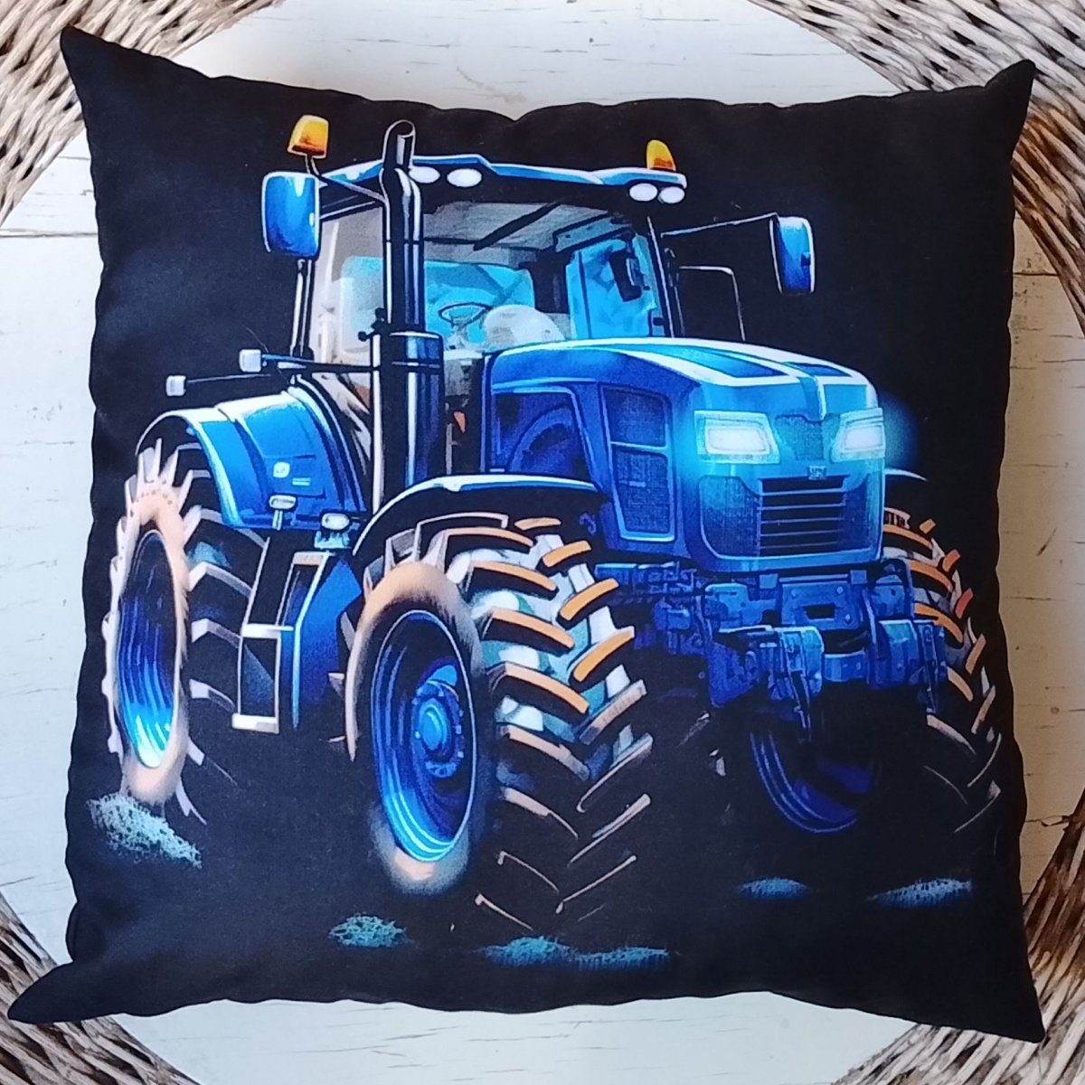 Polštářek modrý traktor 