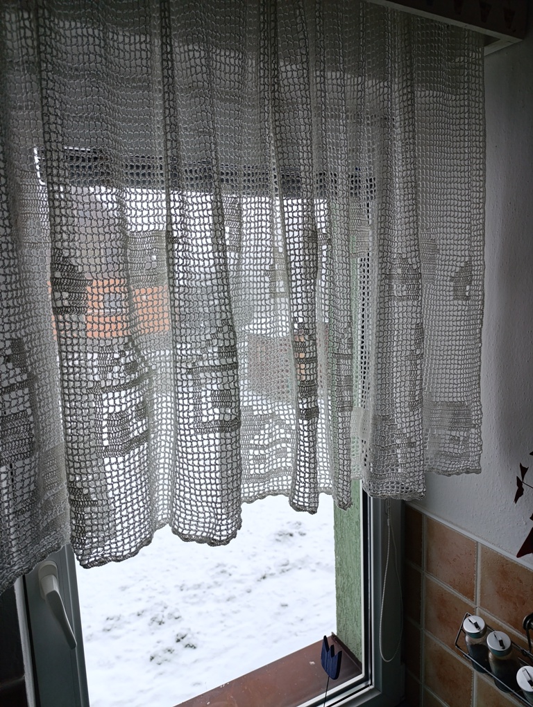 záclona s domečky 2