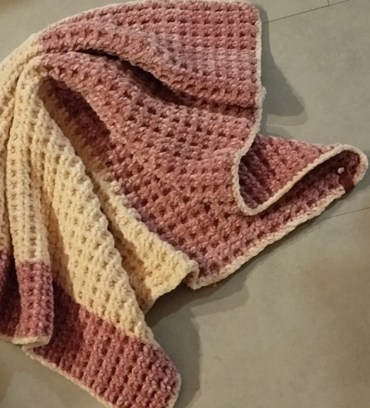 Háčkovaná deka Mazlicek