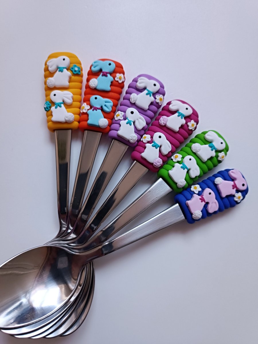 Lžičky dva zajíci