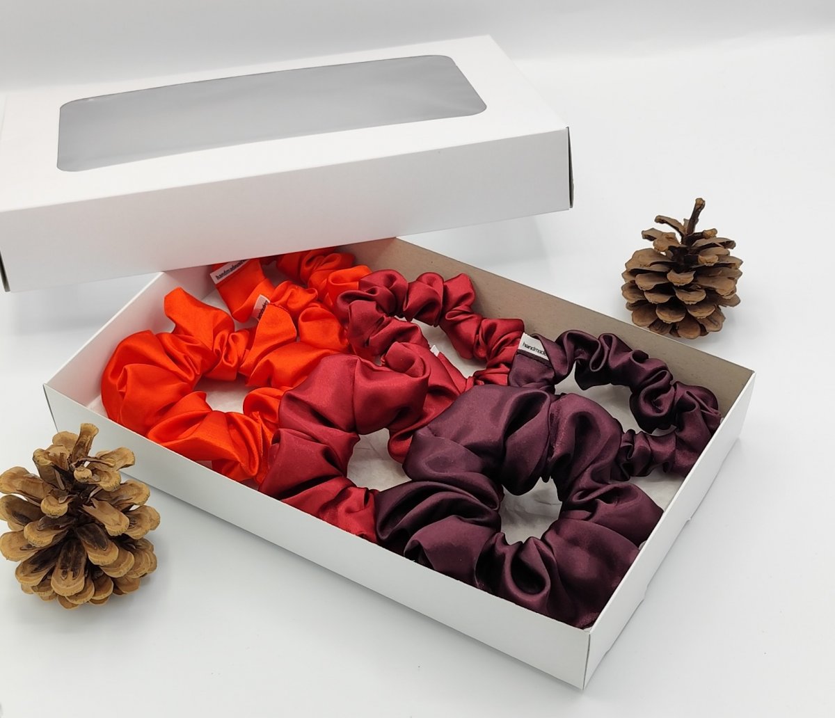 Dárková sada vínová - 6 scrunchies