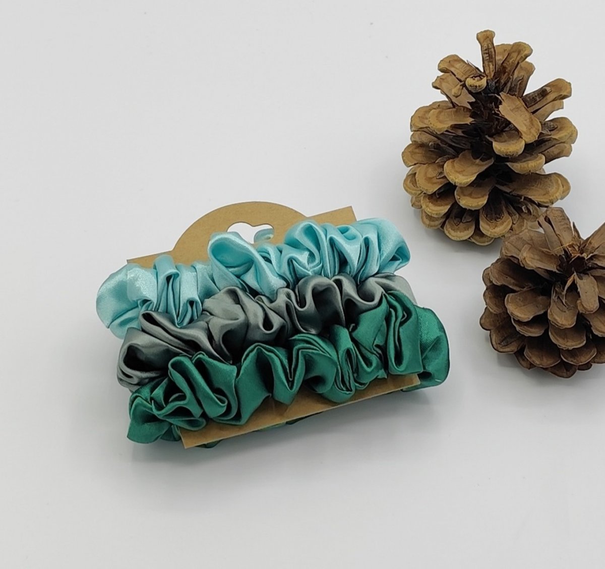 Scrunchie gumičky S na kartě - XV.