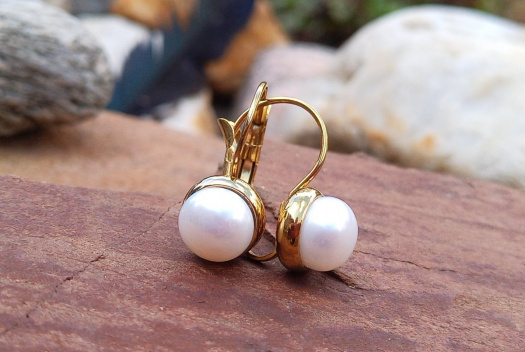 Zářivý luxus: Pozlacené náušnice s jihomořskými perlami, kód 95