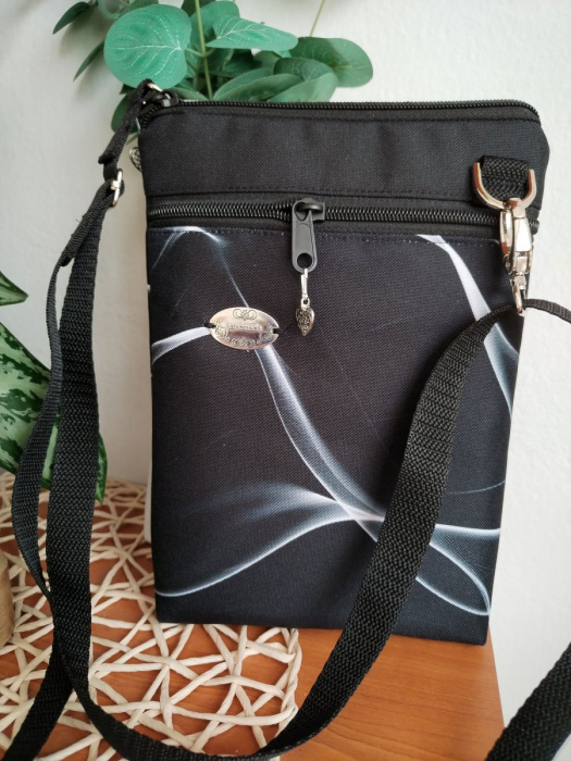Malá crossbody na rameno