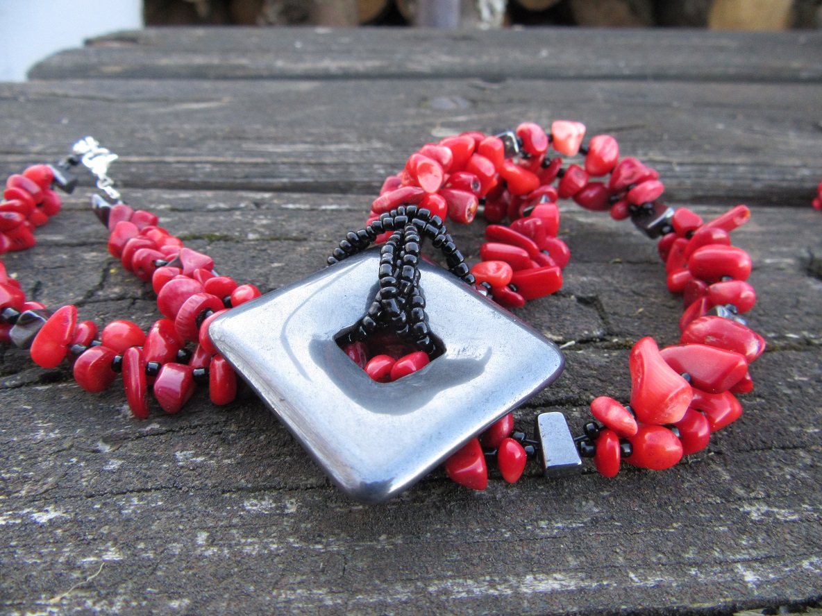 Náhrdelník s hematitem