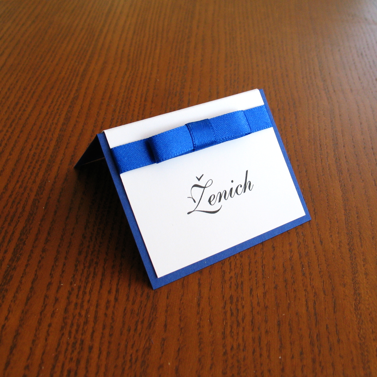 Jmenovka se stuhou SOPHIE - modrá