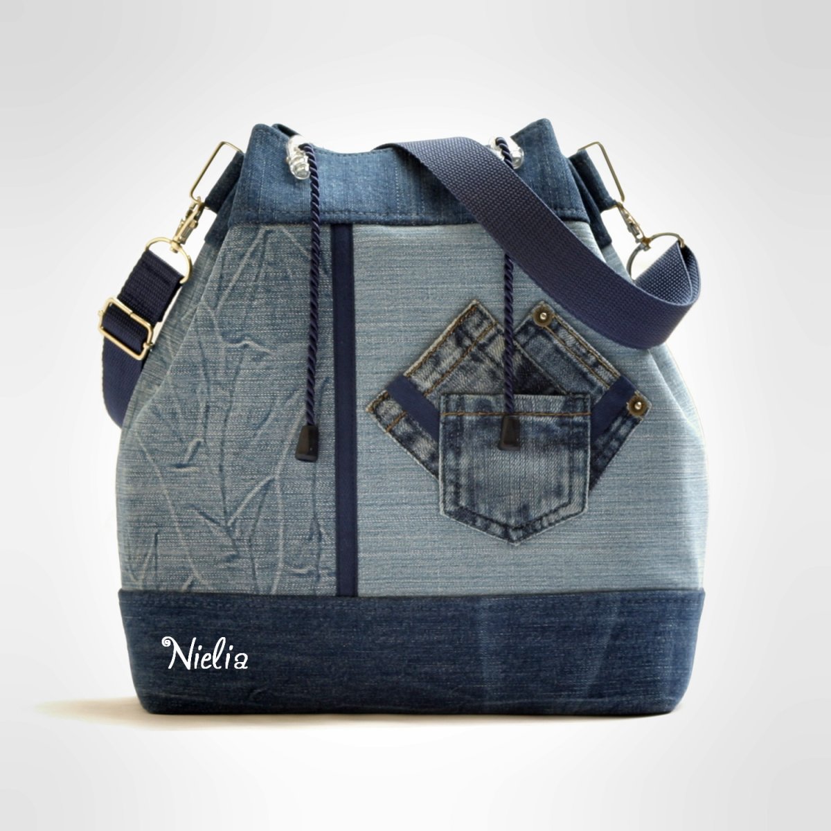 Kabelka - S trojicí minikapsiček IV