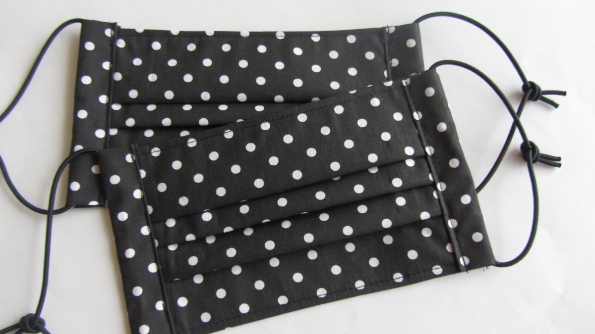 Rouška - Černá s puntíky