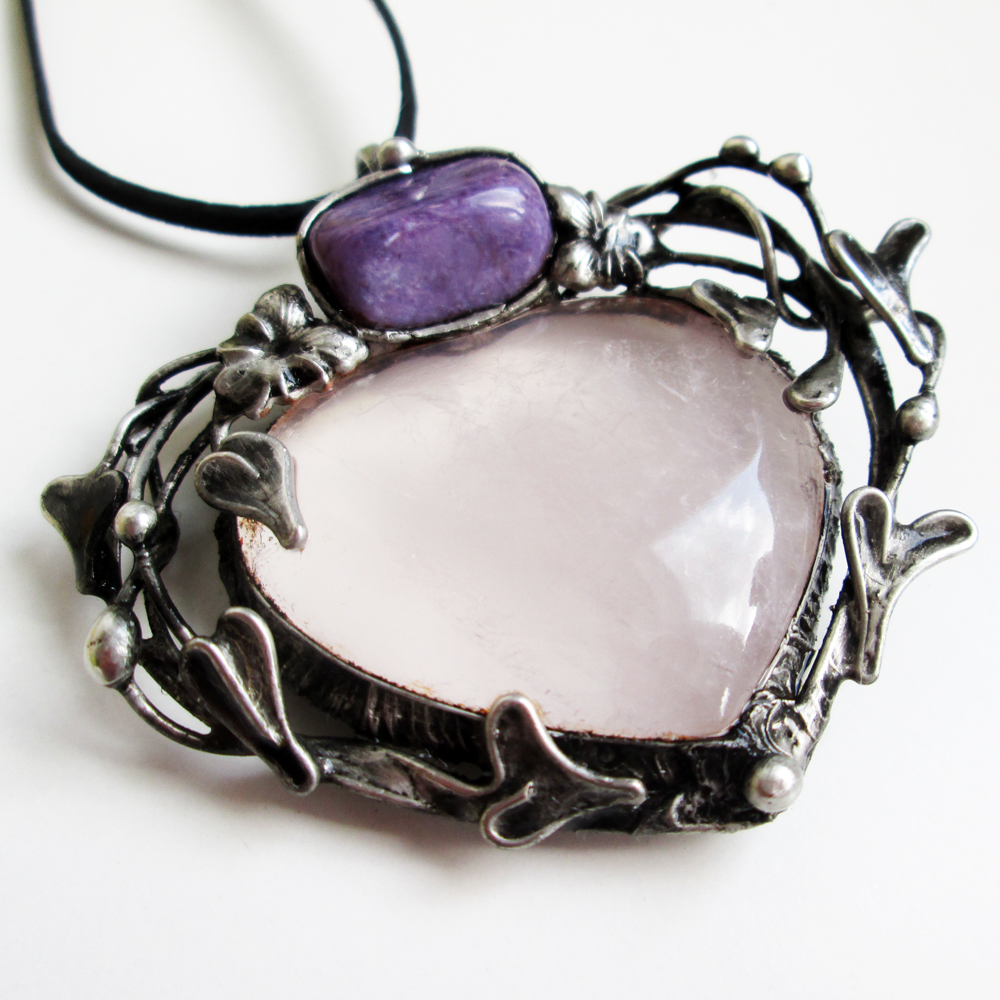 Růženín a čaroit