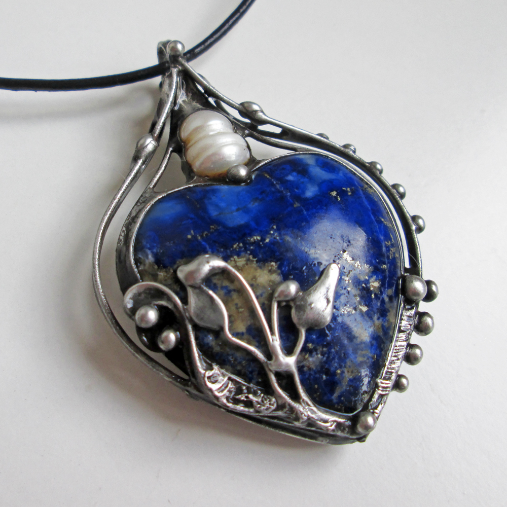 Lapis lazuli s perlou-oboustranné srdce