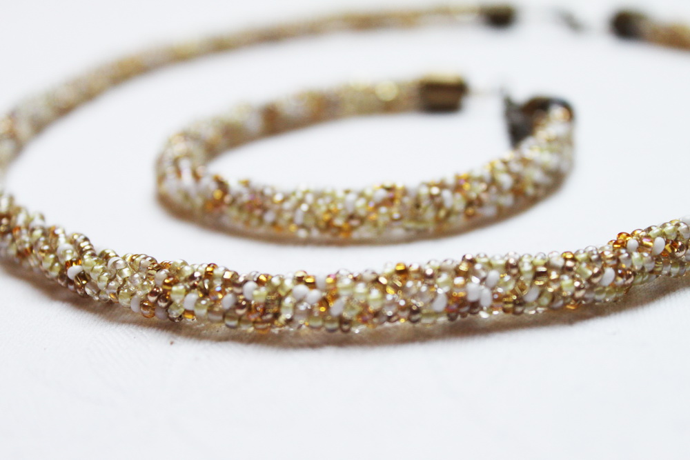 Béžovo-zlatá sada