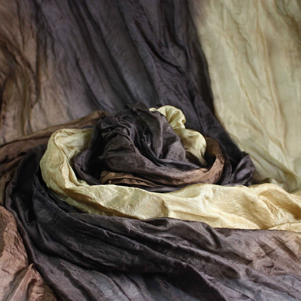 hedvábný pléd hnědý 180x90