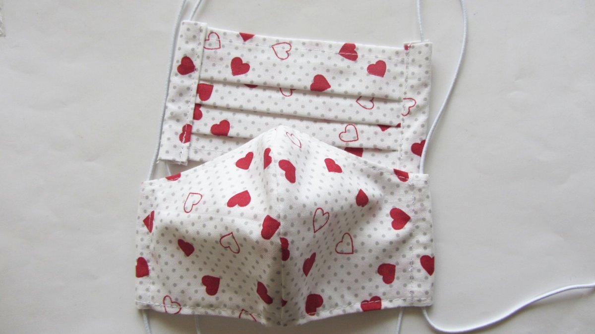 Dětské roušky - Srdíčka