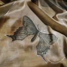 Motýl - hedvábná šála