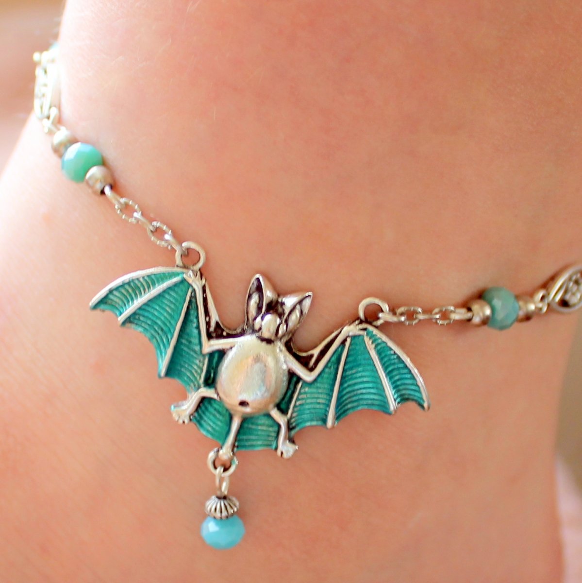 Letní řetízek na nohu